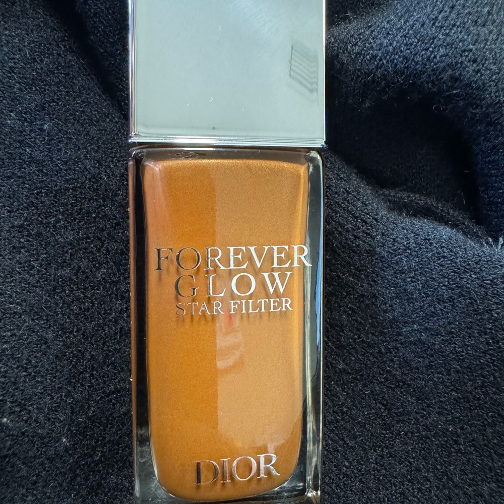 Forever Glow Star Filter Multi-Use Highlighter - Complexion Enhancing Fluid